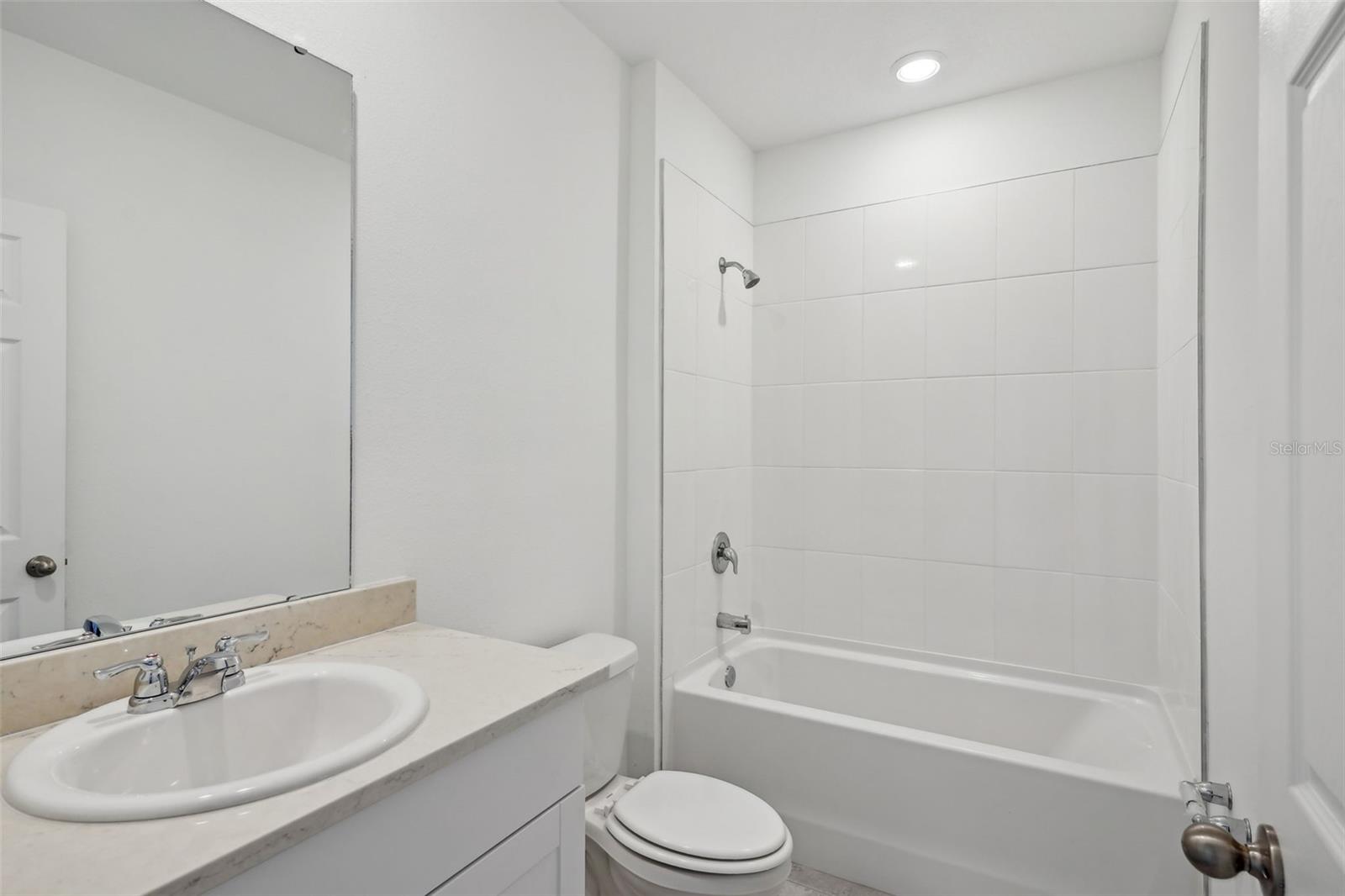 Image 27 of 38 For 3253 Viceroy Court