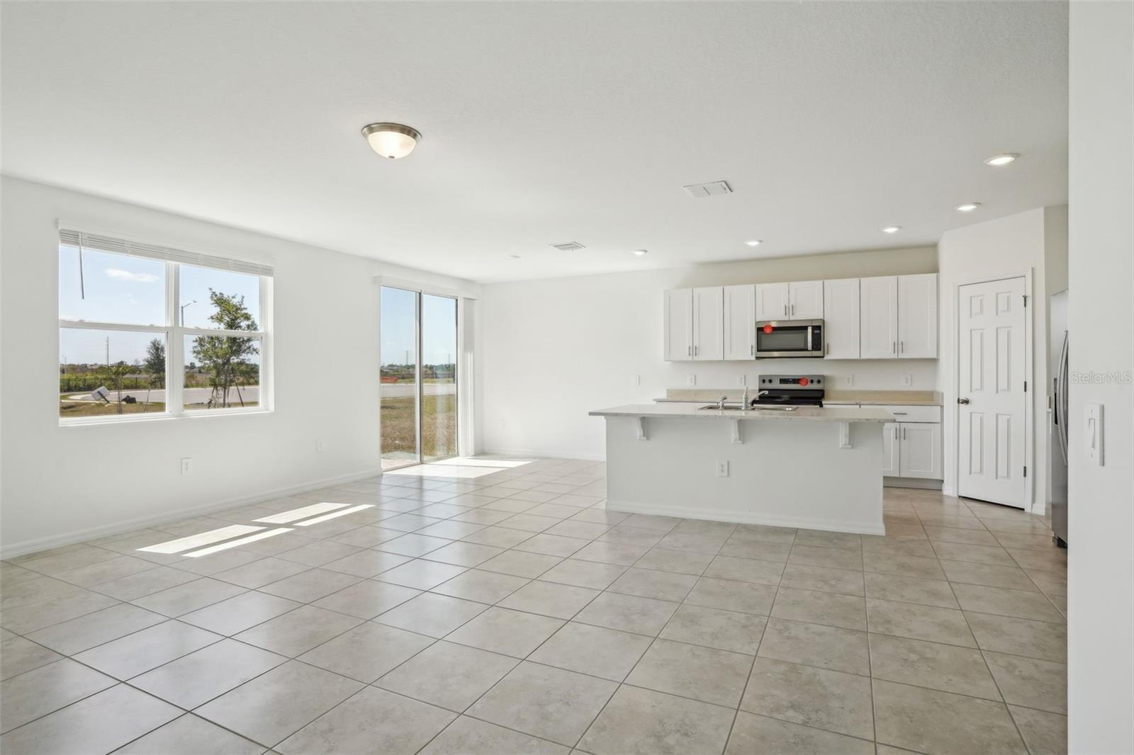 Image 9 of 38 For 3253 Viceroy Court