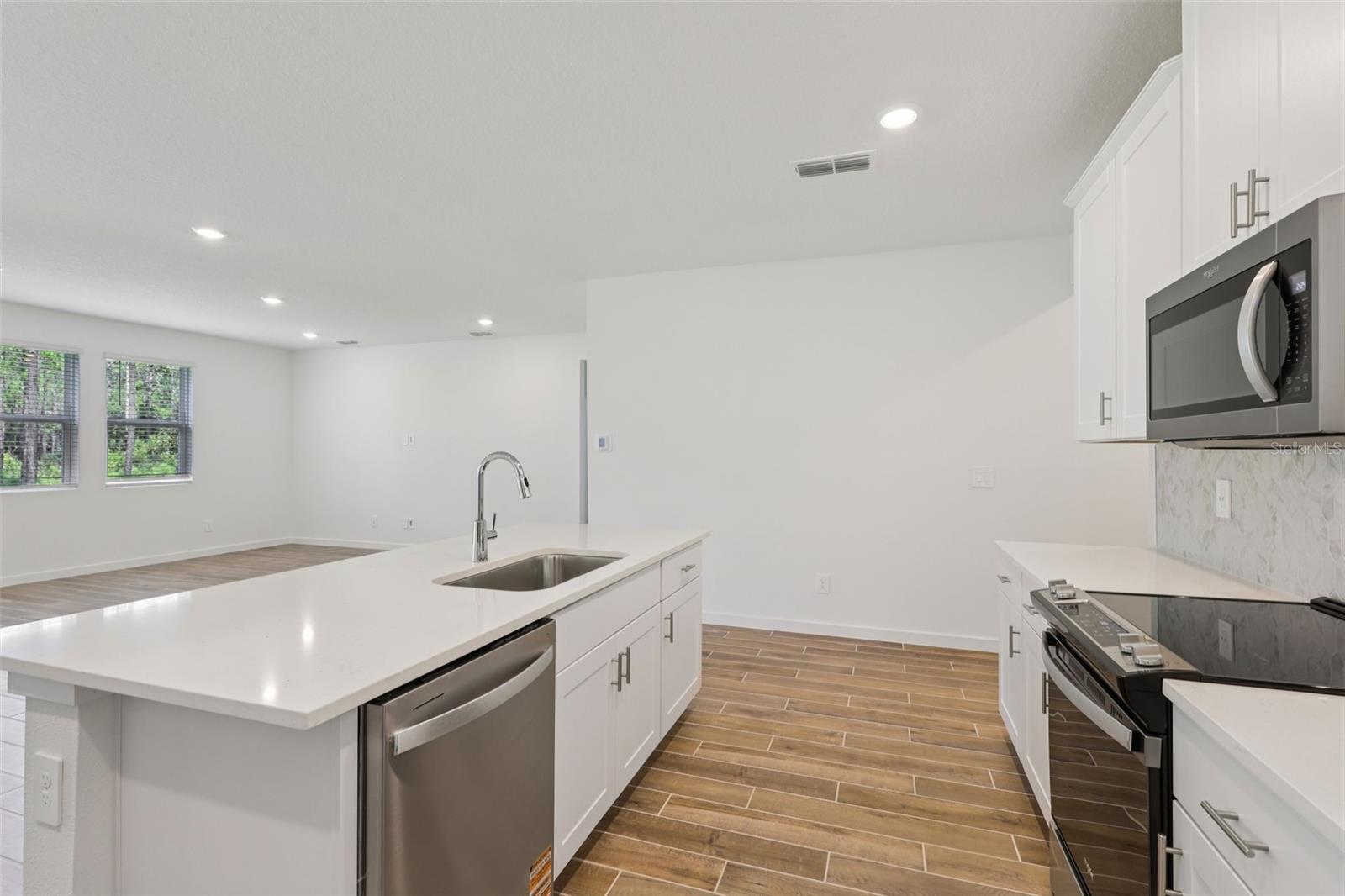 Image 21 of 40 For 20 Ararat Drive