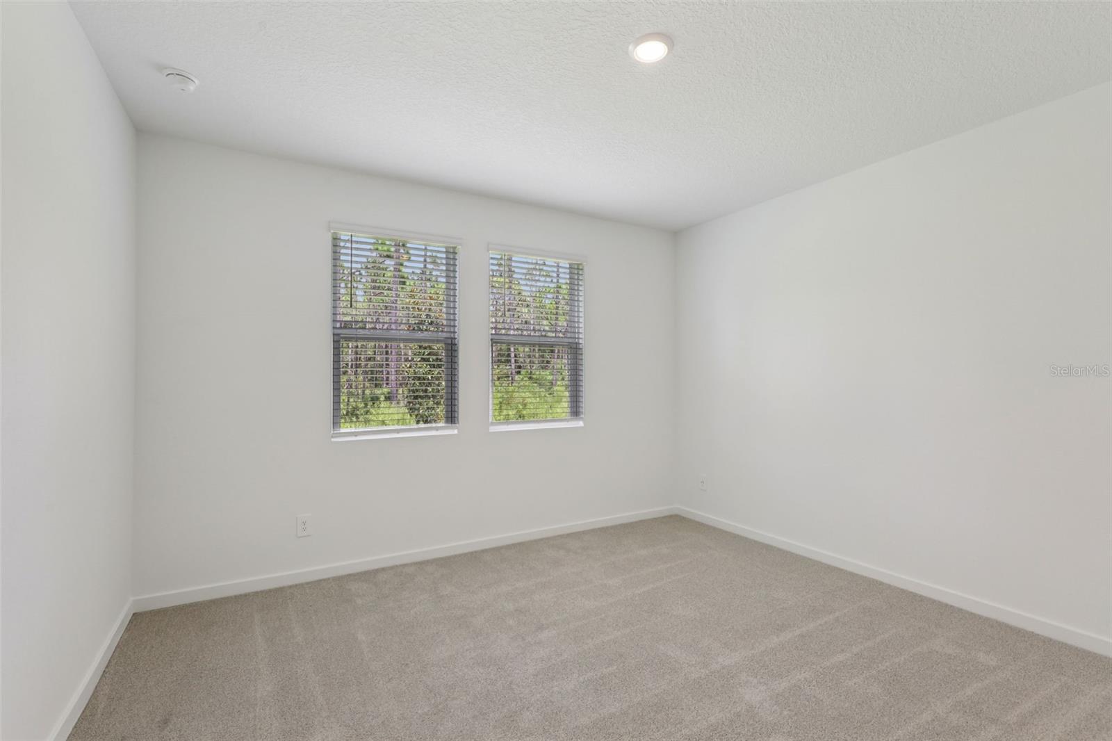 Image 29 of 40 For 20 Ararat Drive