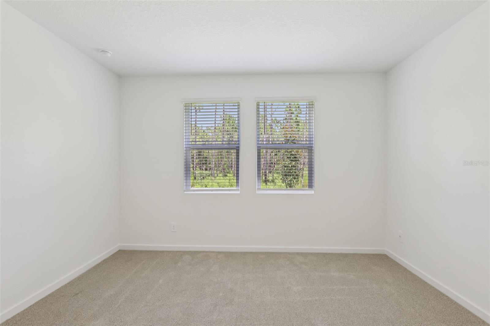 Image 30 of 40 For 20 Ararat Drive