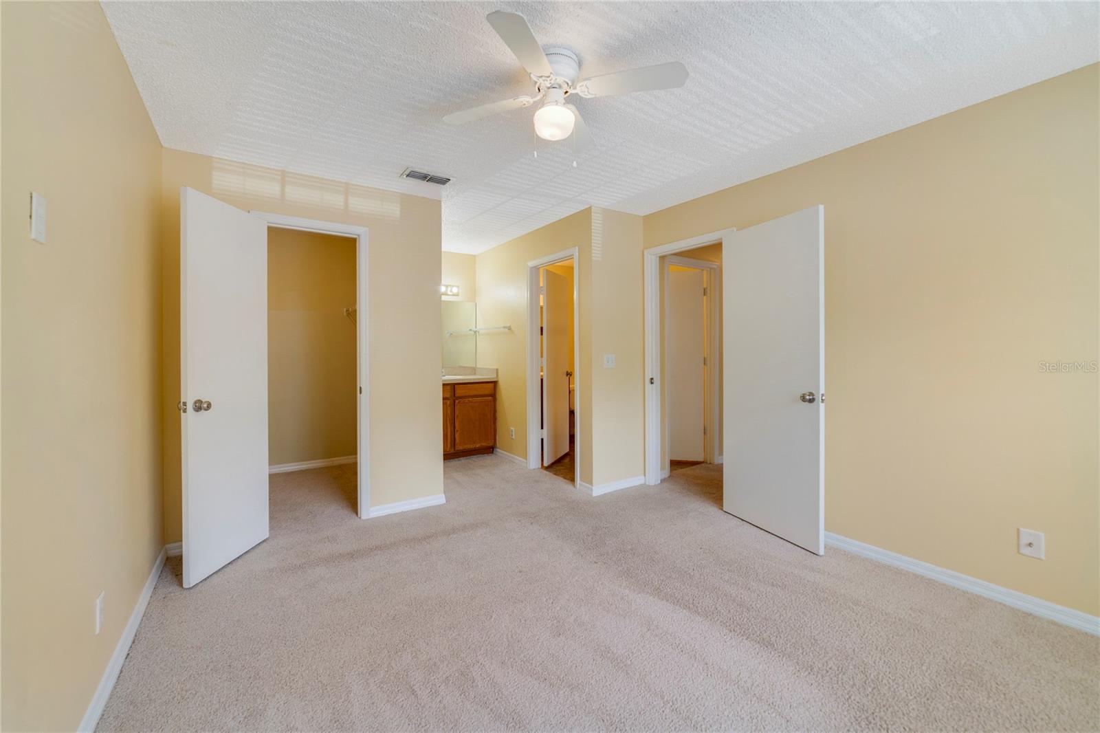Image 10 of 24 For 6052 Westgate Drive 204