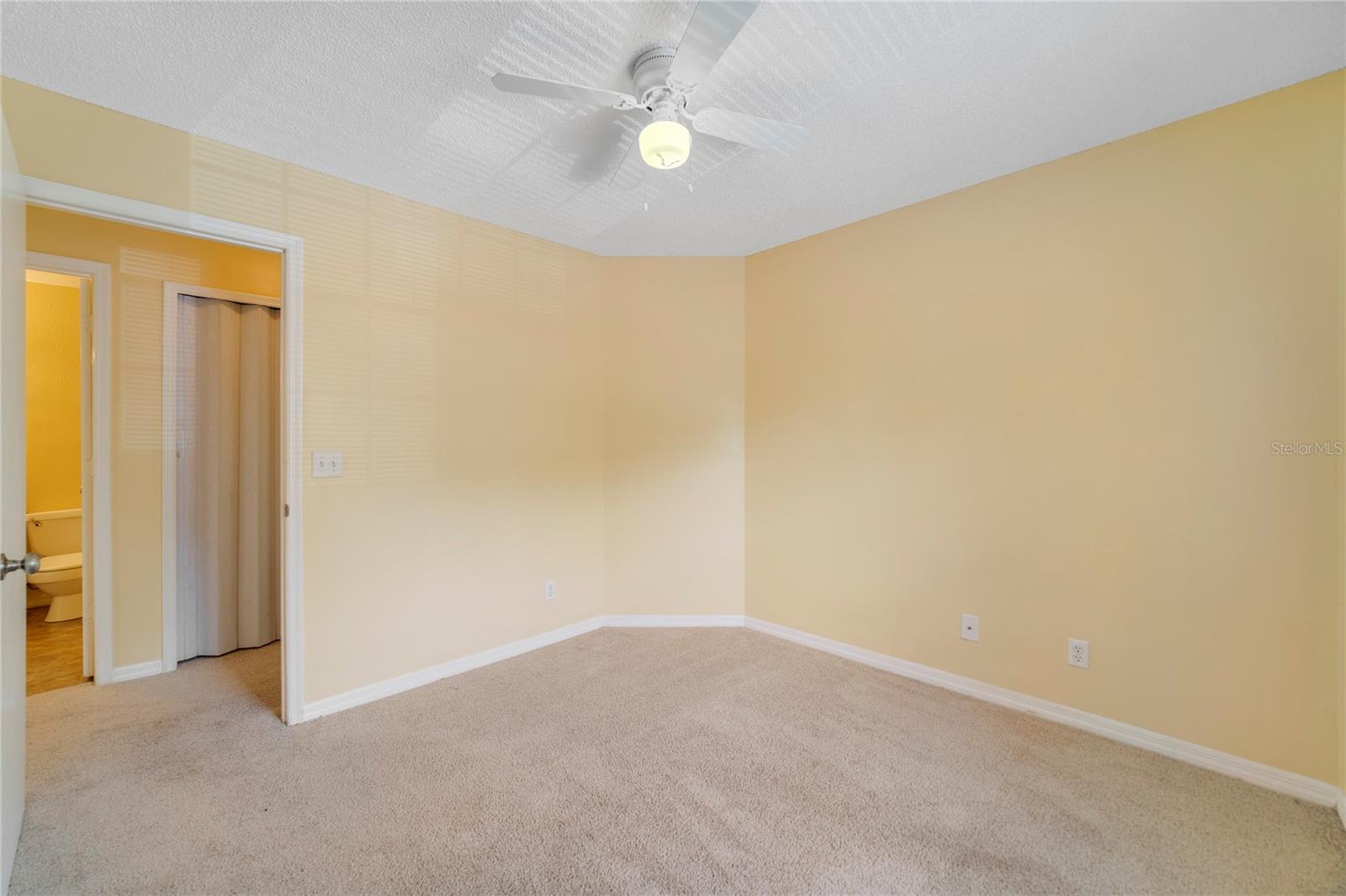 Image 16 of 24 For 6052 Westgate Drive 204
