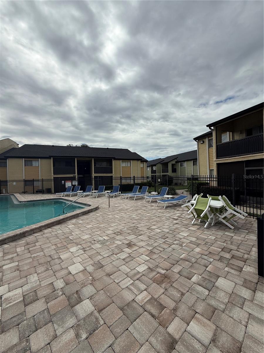 Image 3 of 18 For 944 Lake Destiny Road D