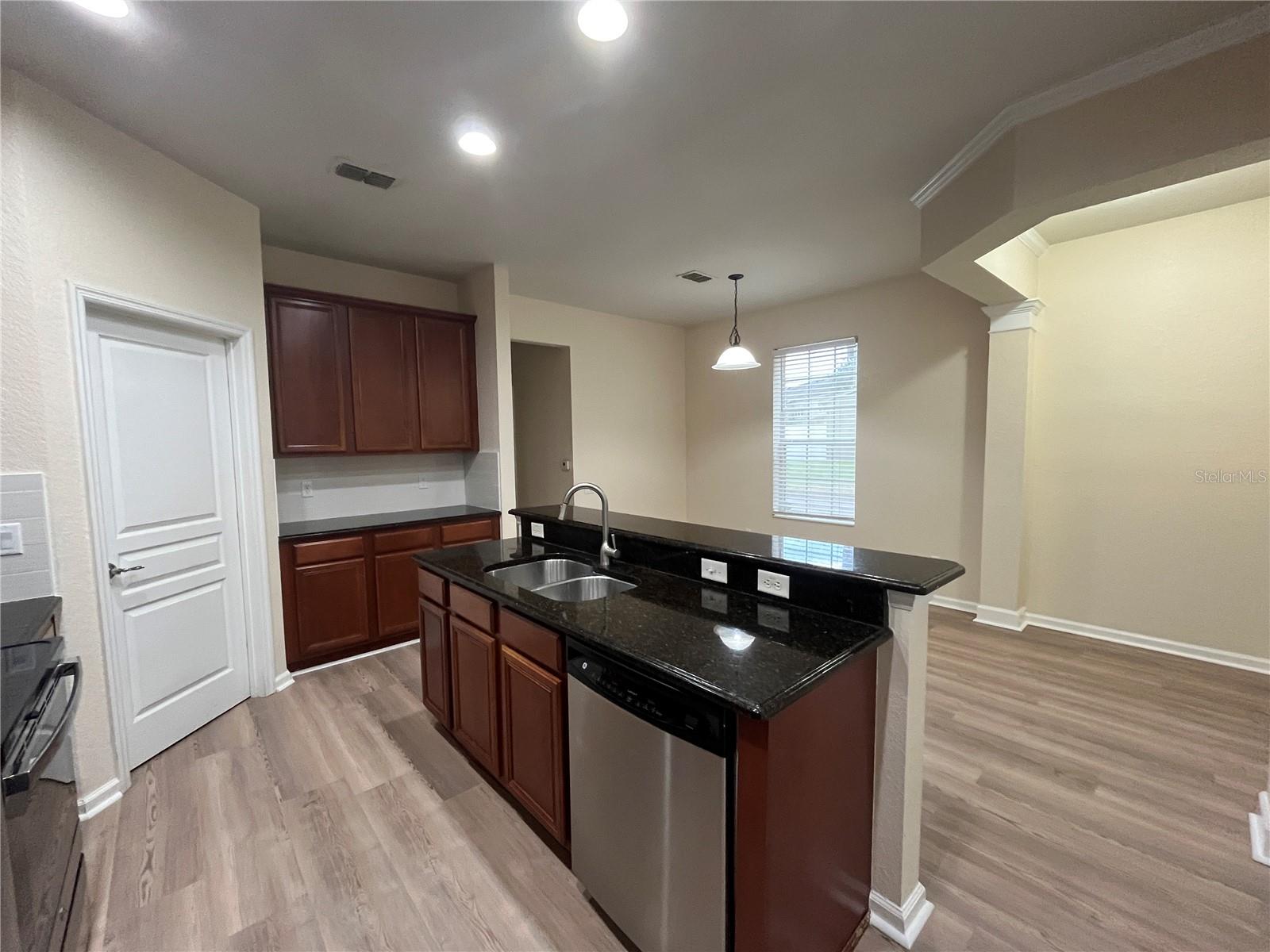 Image 11 of 26 For 12856 Salomon Cove Drive
