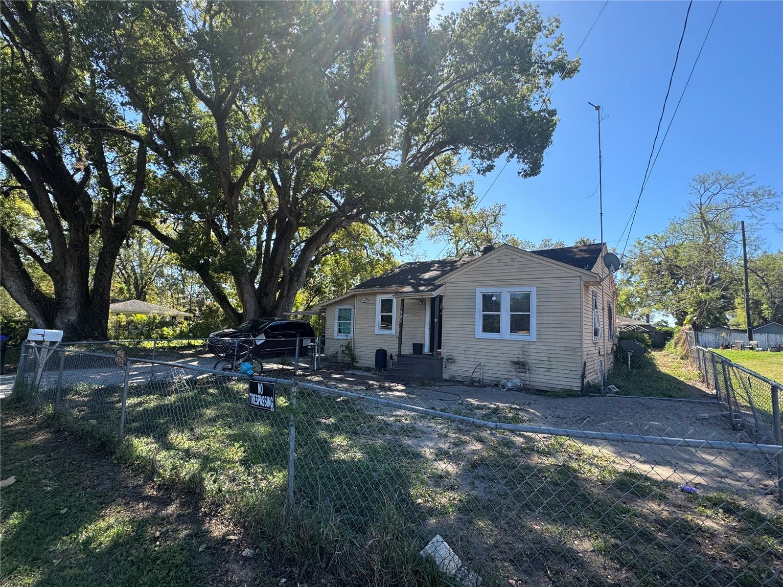 Image 3 of 11 For 1500 43rd Street
