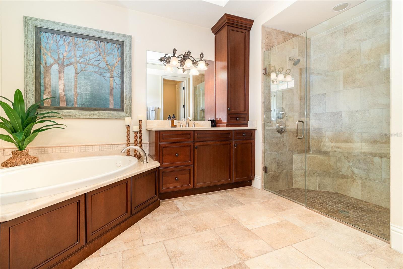 Image 16 of 45 For 1355 Hibiscus Avenue