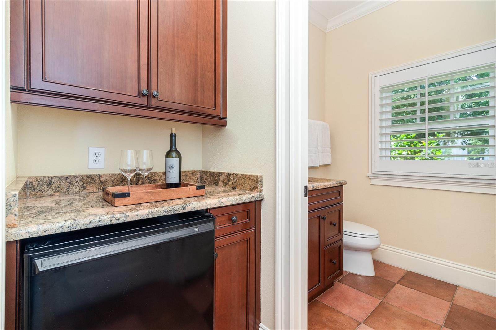 Image 18 of 45 For 1355 Hibiscus Avenue