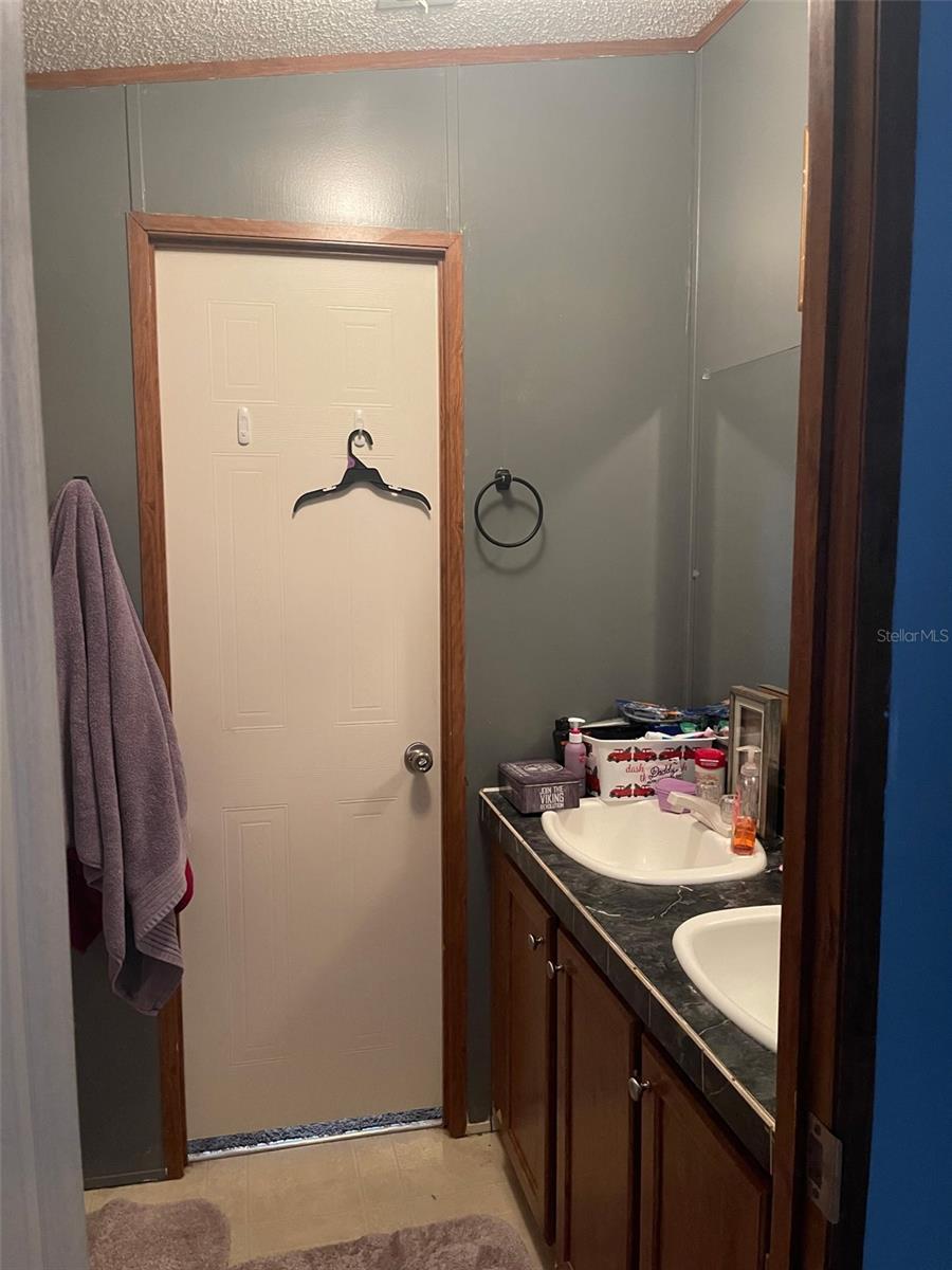 Image 7 of 19 For 5940 140th Place
