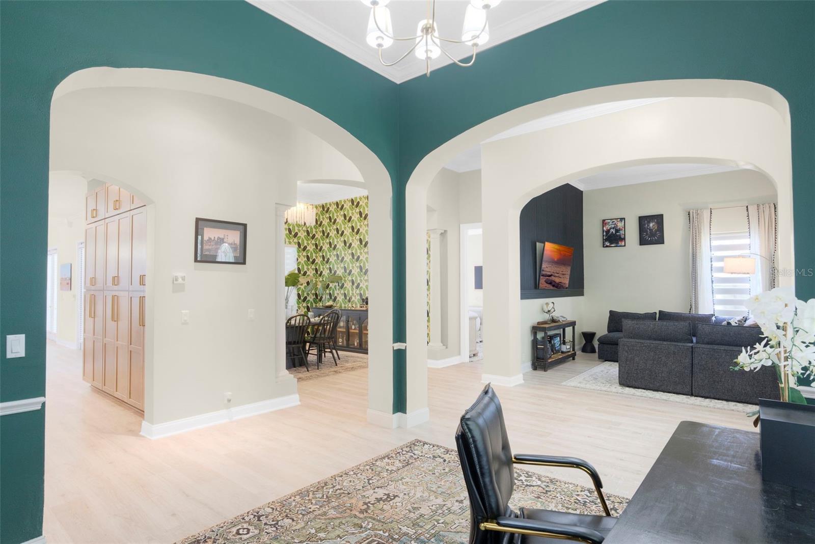 Image 10 of 35 For 11721 Camden Park Drive