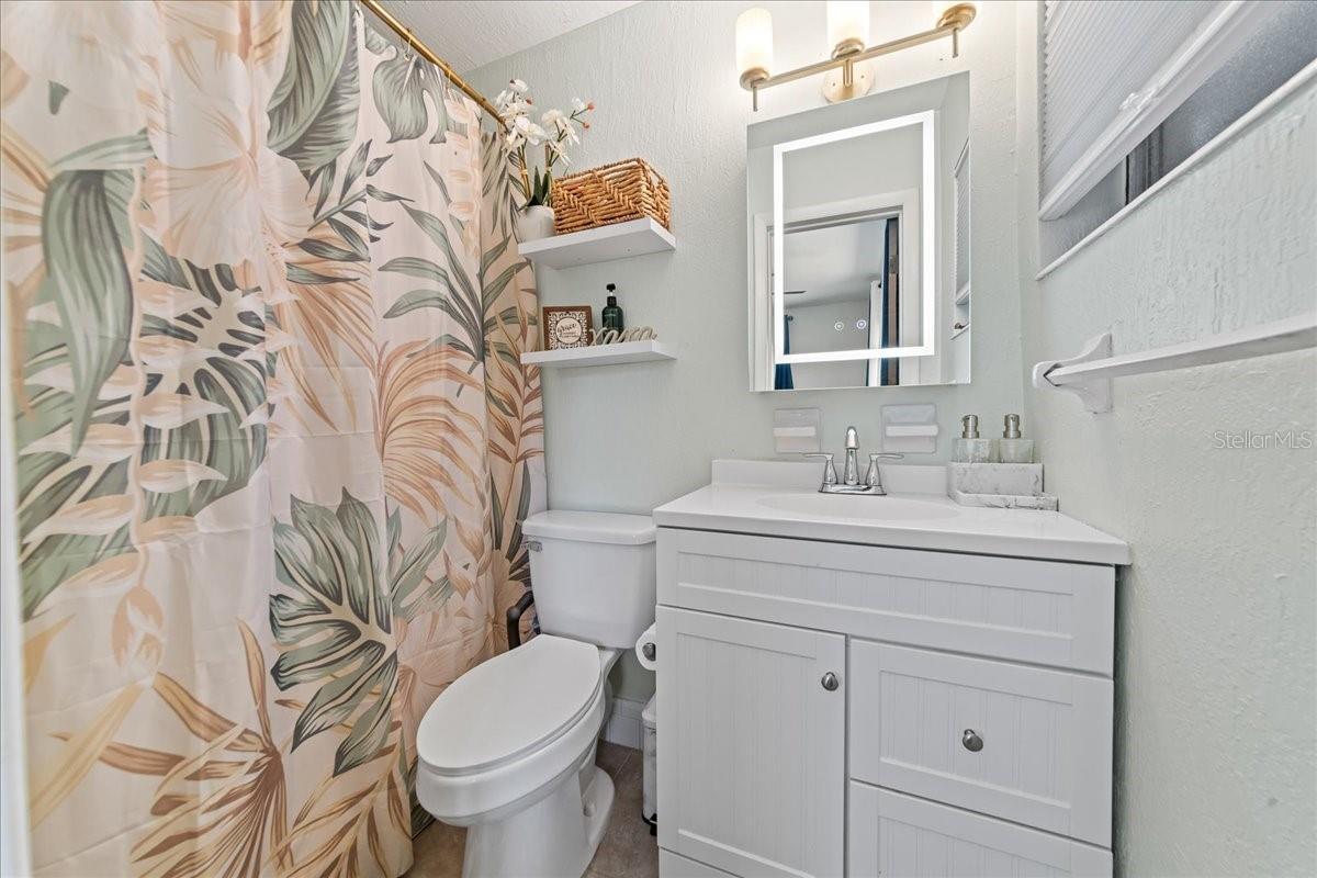 Image 16 of 36 For 160 Melaleuca Drive