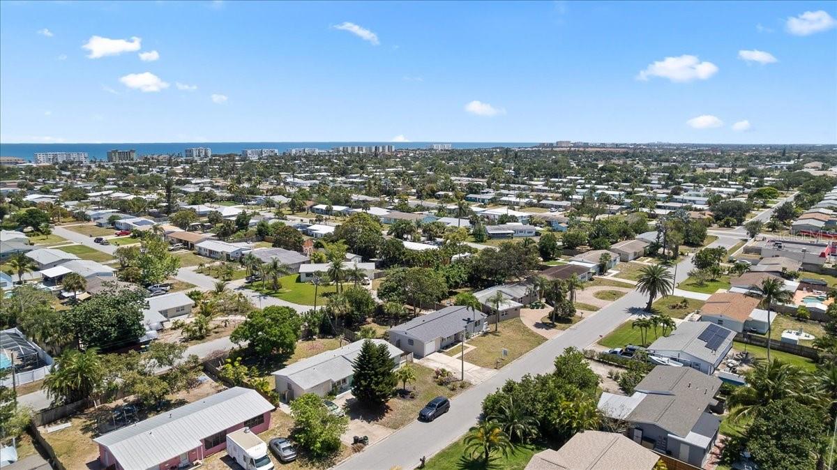 Image 35 of 36 For 160 Melaleuca Drive