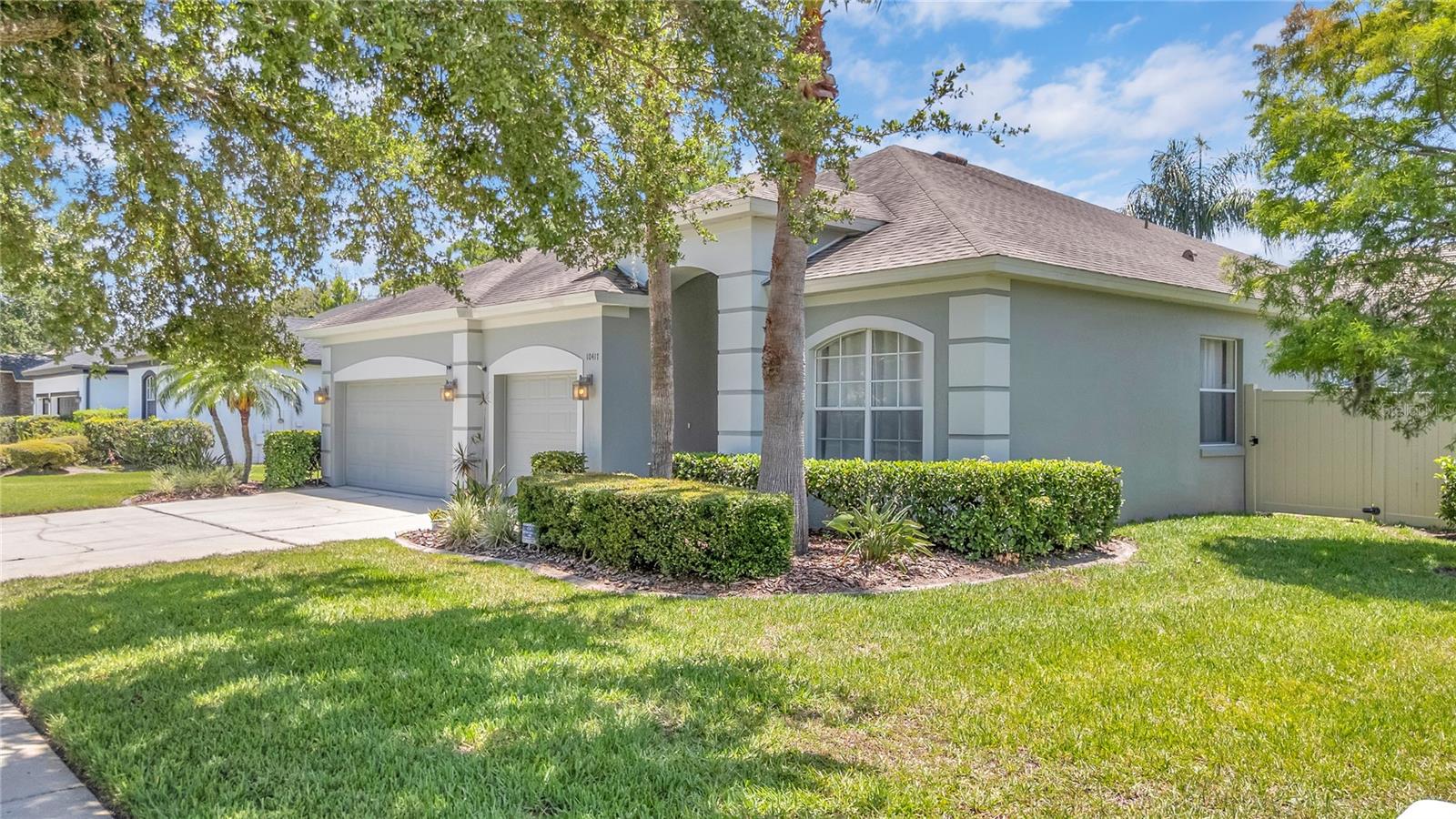 Image 2 of 21 For 10417 Oakview Pointe Terrace