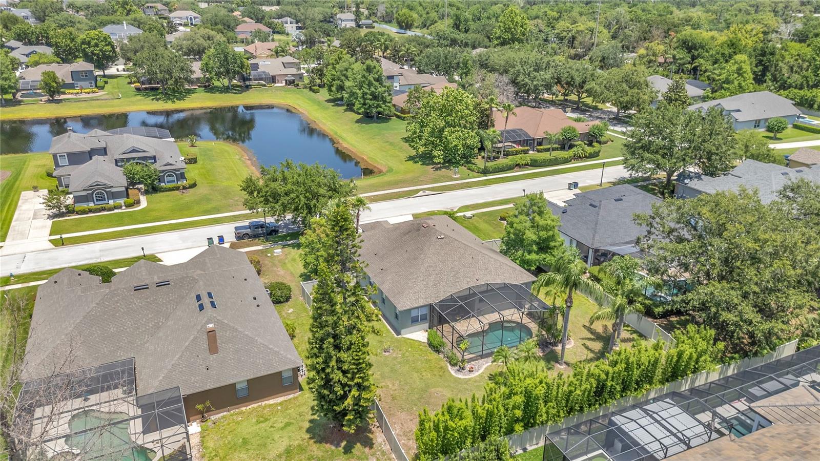 Image 3 of 21 For 10417 Oakview Pointe Terrace
