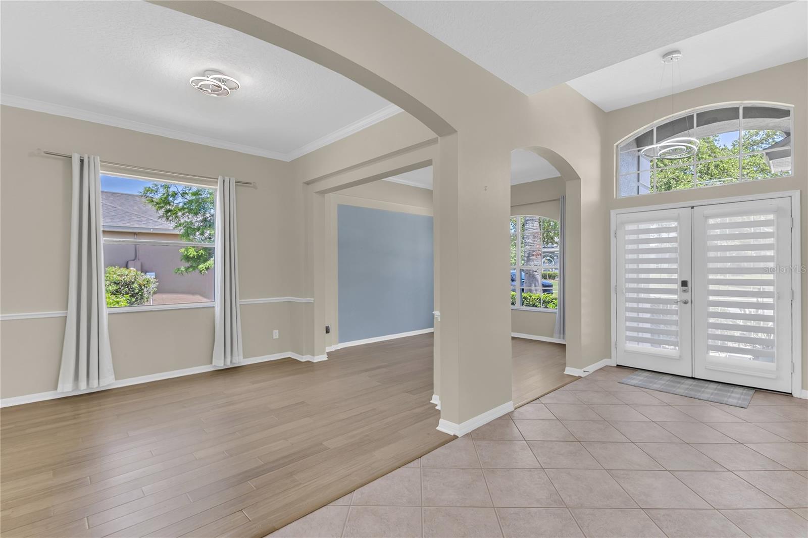 Image 5 of 21 For 10417 Oakview Pointe Terrace