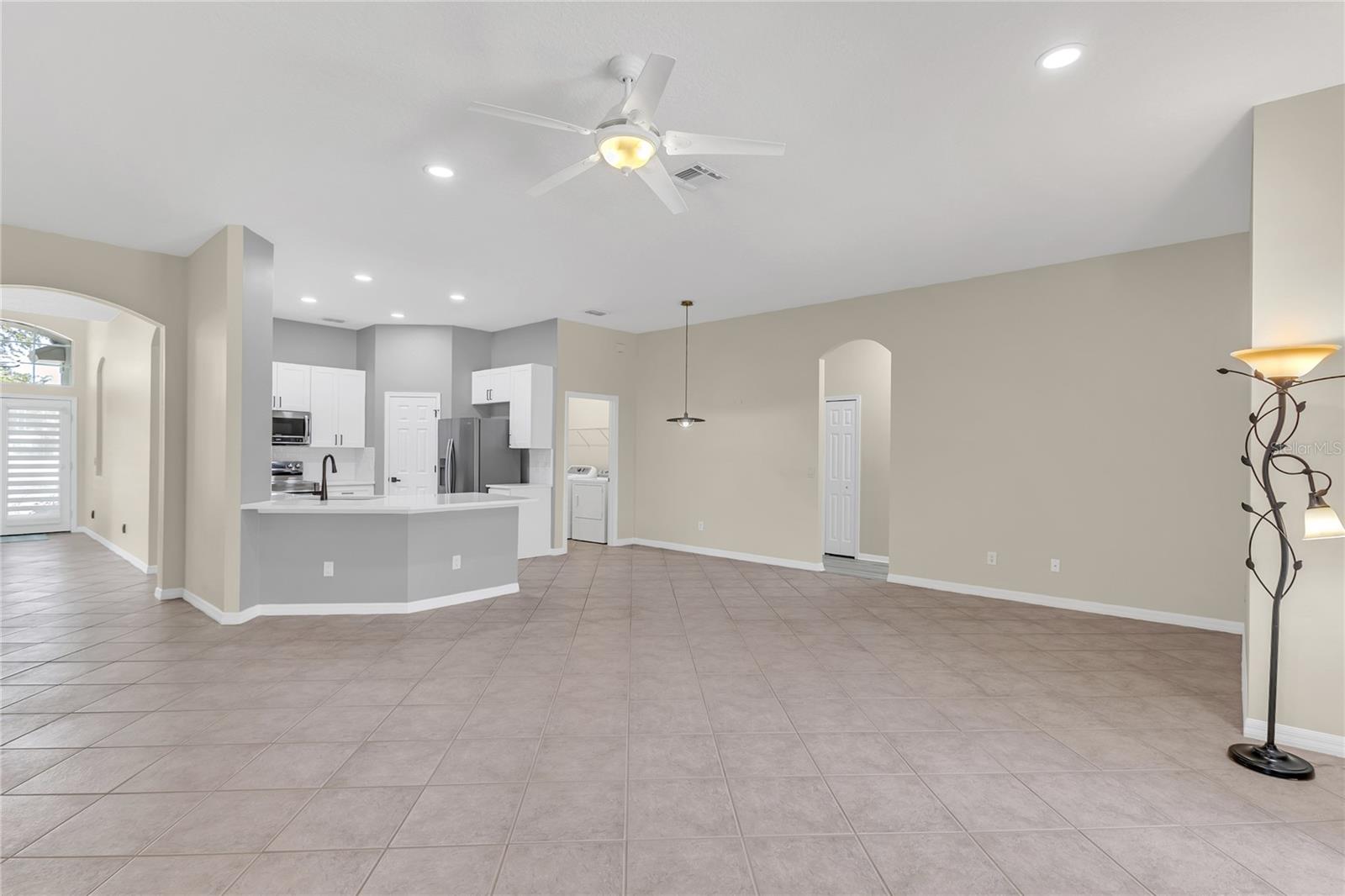 Image 9 of 21 For 10417 Oakview Pointe Terrace