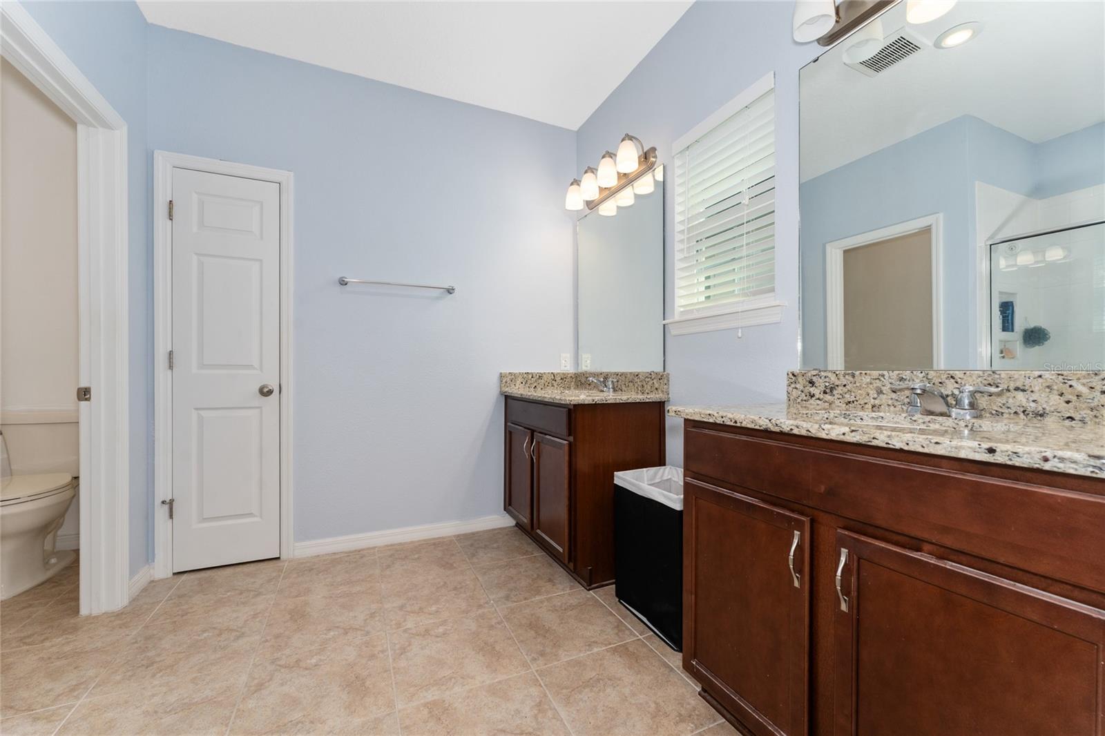 Image 17 of 28 For 9348 Meadow Hunt Way