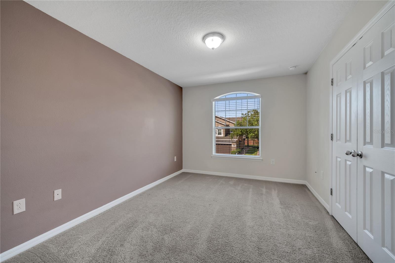 Image 25 of 36 For 9559 Silver Buttonwood Street