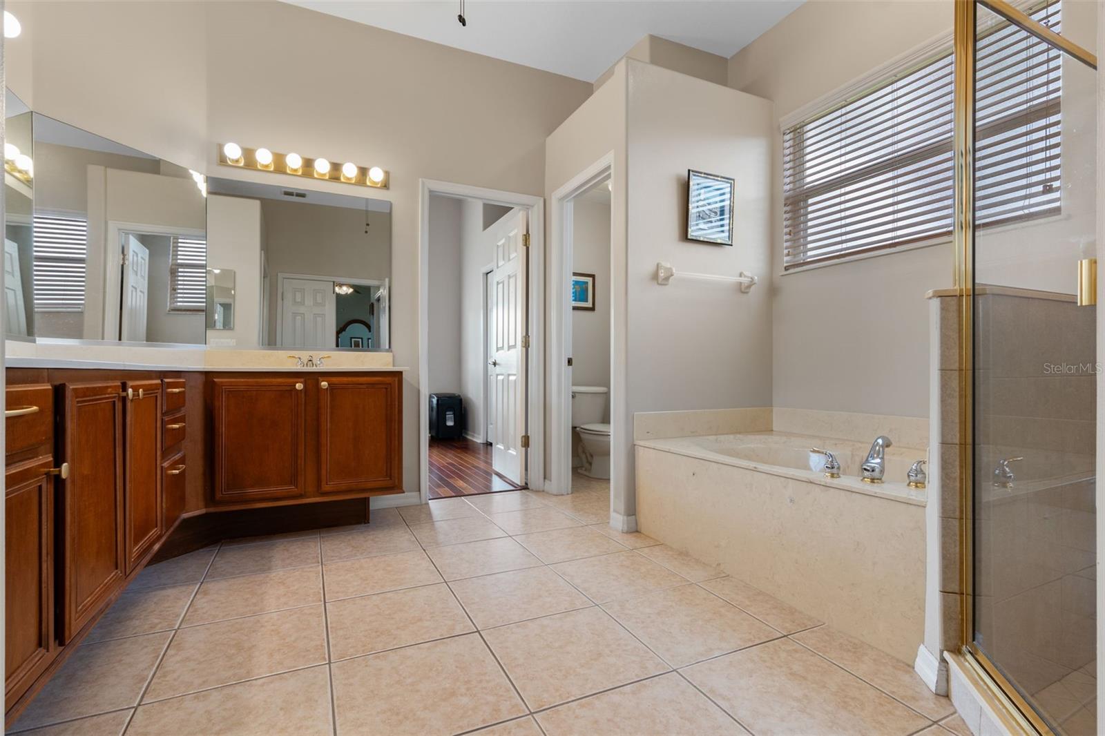 Image 19 of 44 For 12207 Shadowbrook Lane