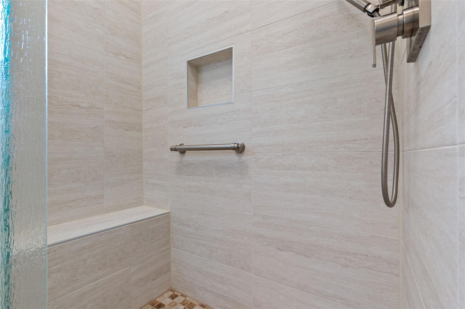 Image 23 of 44 For 12207 Shadowbrook Lane