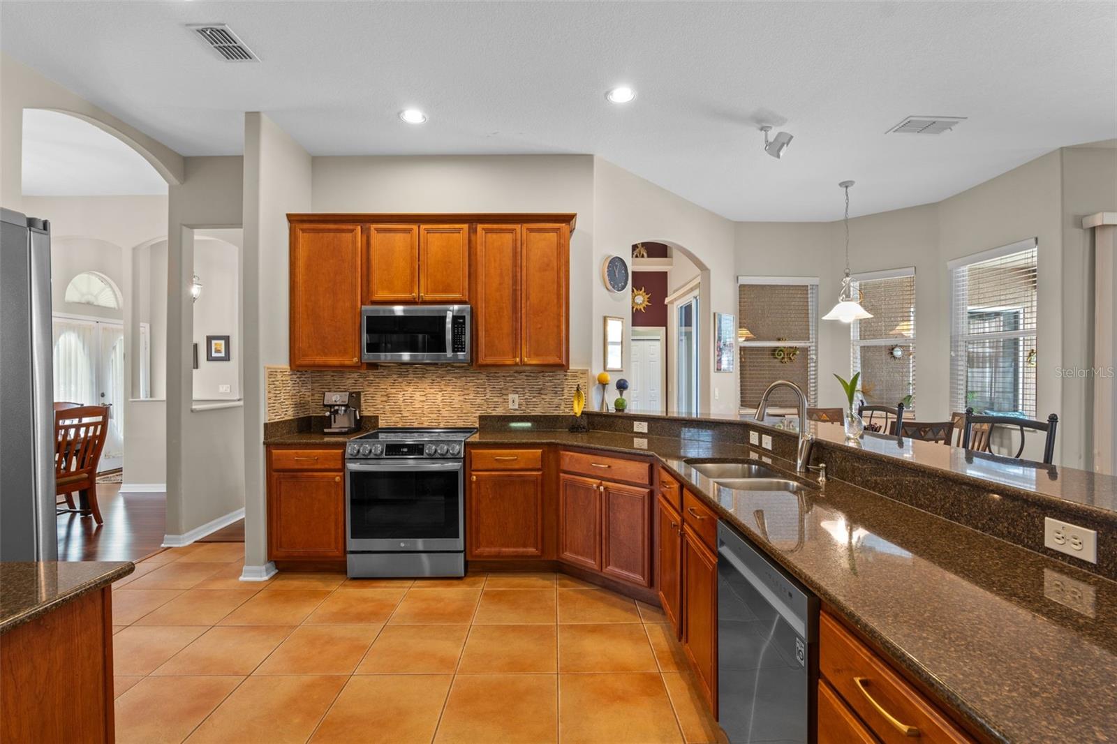 Image 7 of 44 For 12207 Shadowbrook Lane
