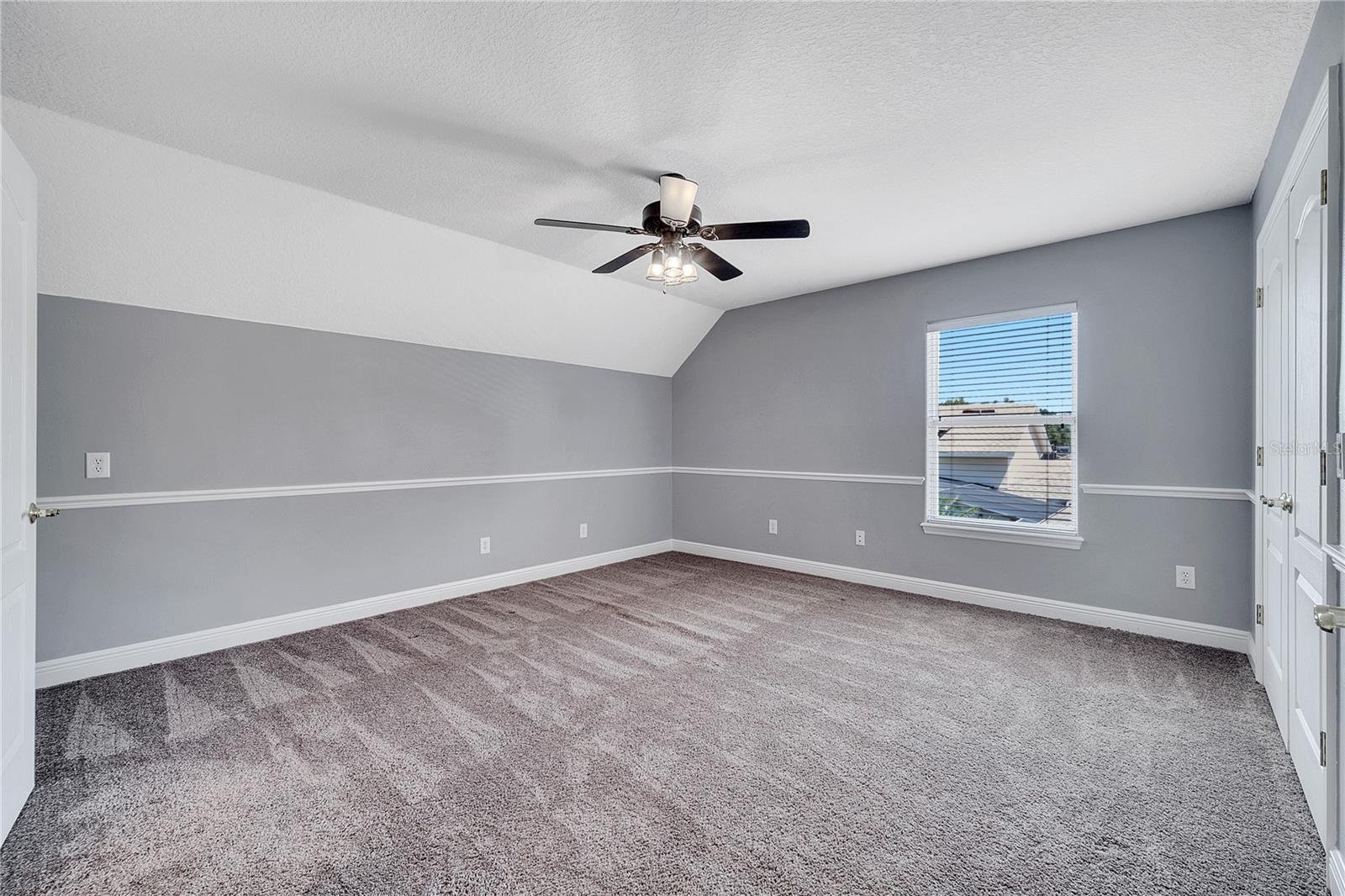 Image 22 of 40 For 424 Curry Court