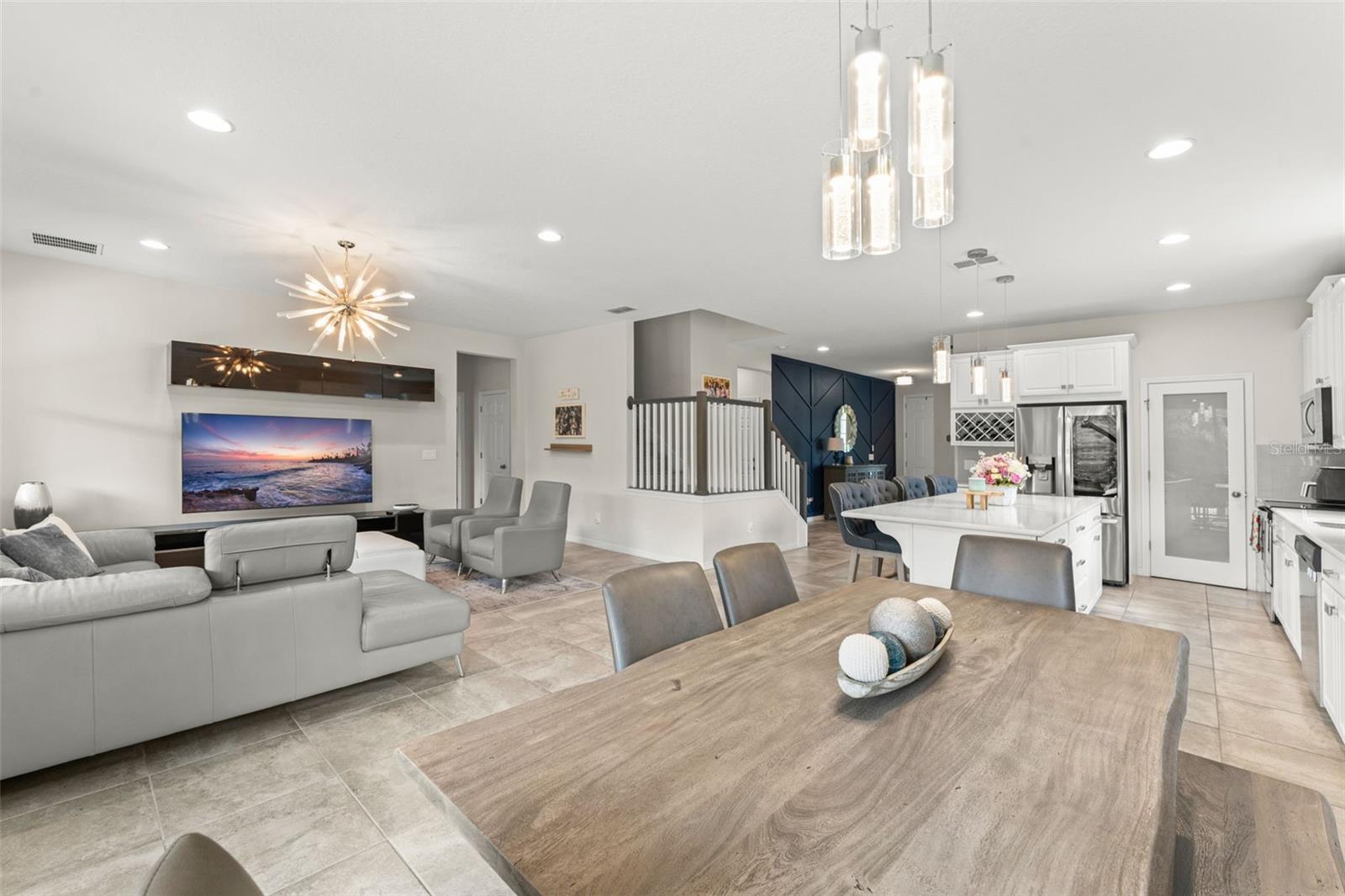 Image 10 of 45 For 2401 Oxmoor Drive