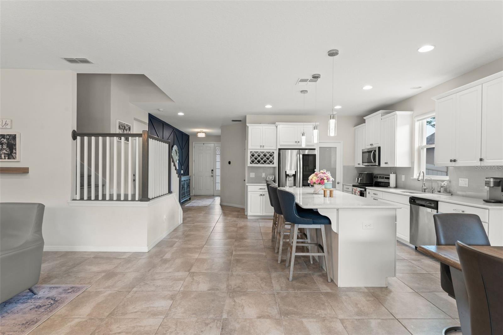 Image 11 of 45 For 2401 Oxmoor Drive