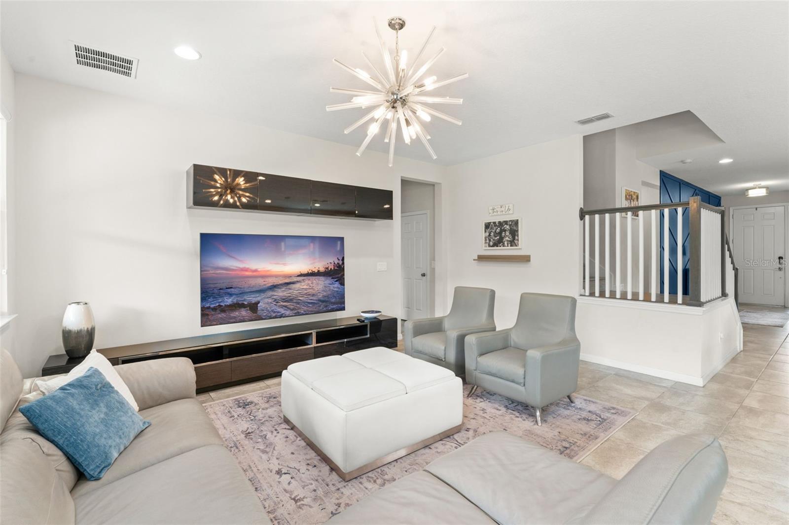 Image 14 of 45 For 2401 Oxmoor Drive