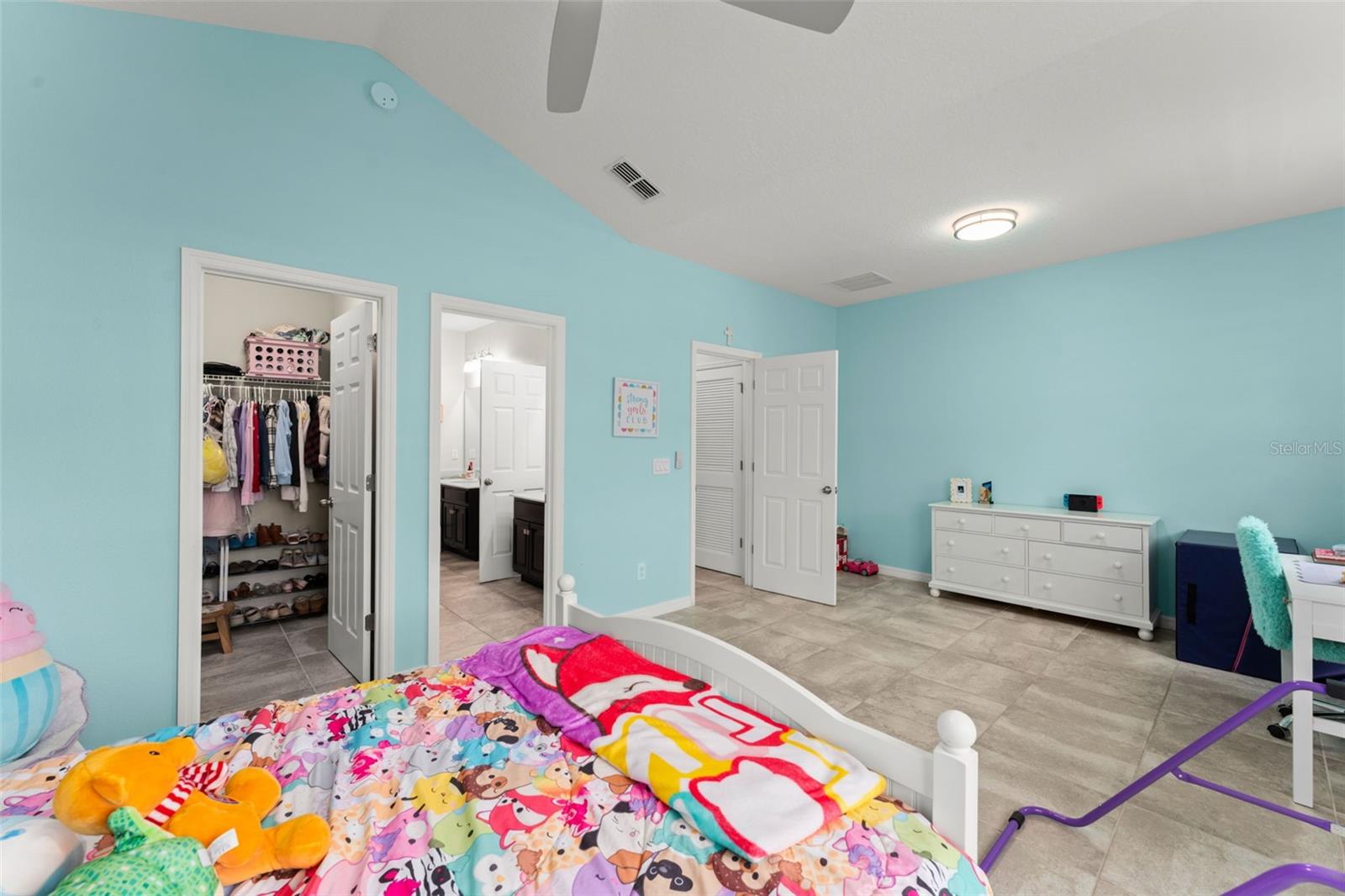 Image 27 of 45 For 2401 Oxmoor Drive