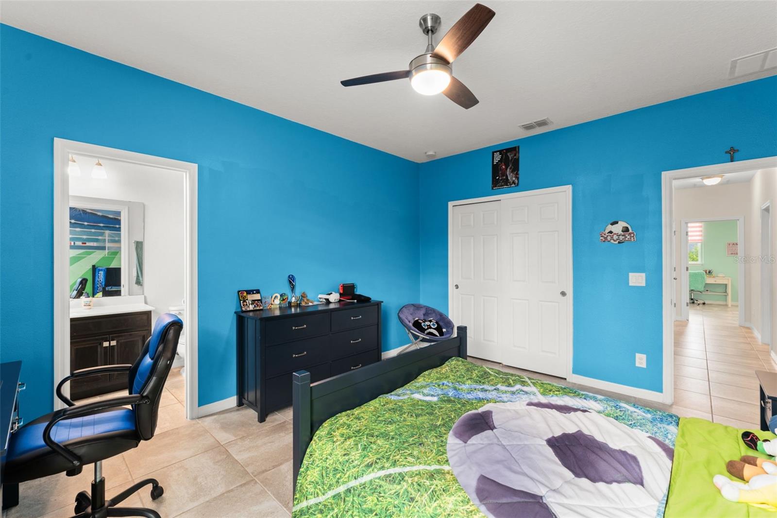 Image 34 of 45 For 2401 Oxmoor Drive