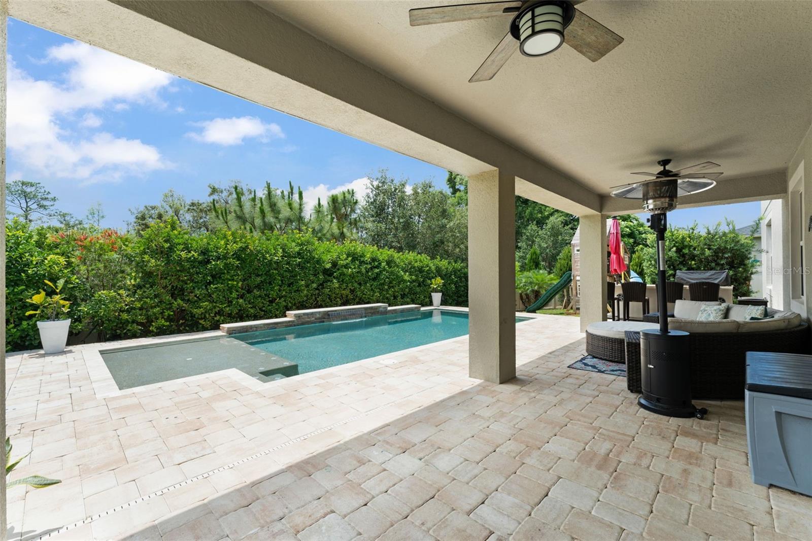 Image 37 of 45 For 2401 Oxmoor Drive