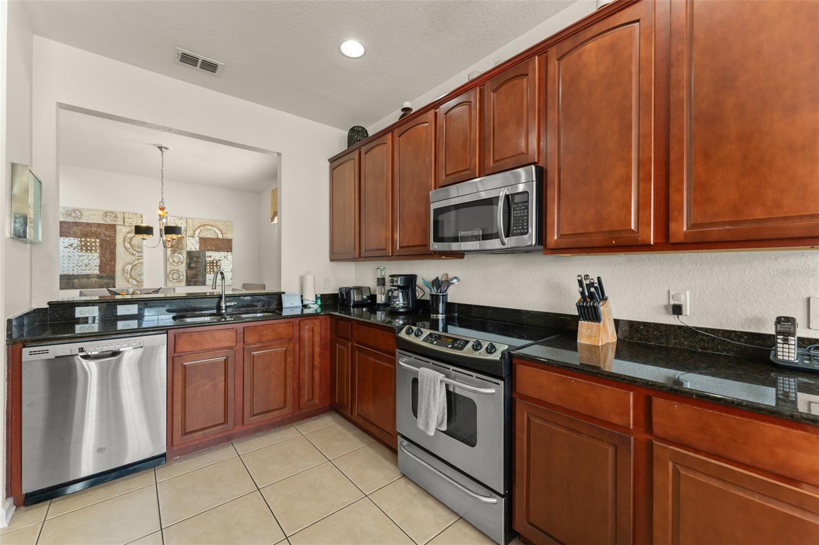 Image 7 of 41 For 7754 Teascone Boulevard