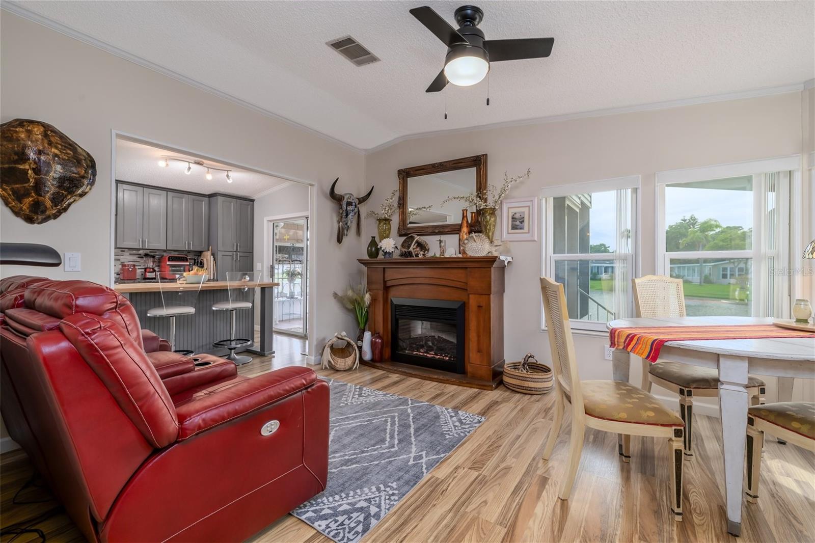 Image 22 of 58 For 726 Navigators Way