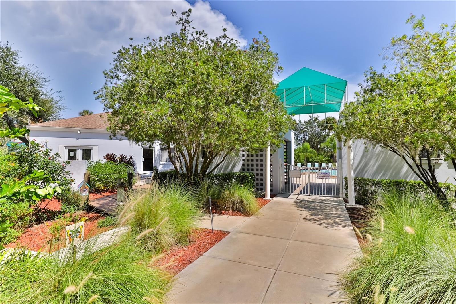 Image 44 of 58 For 726 Navigators Way
