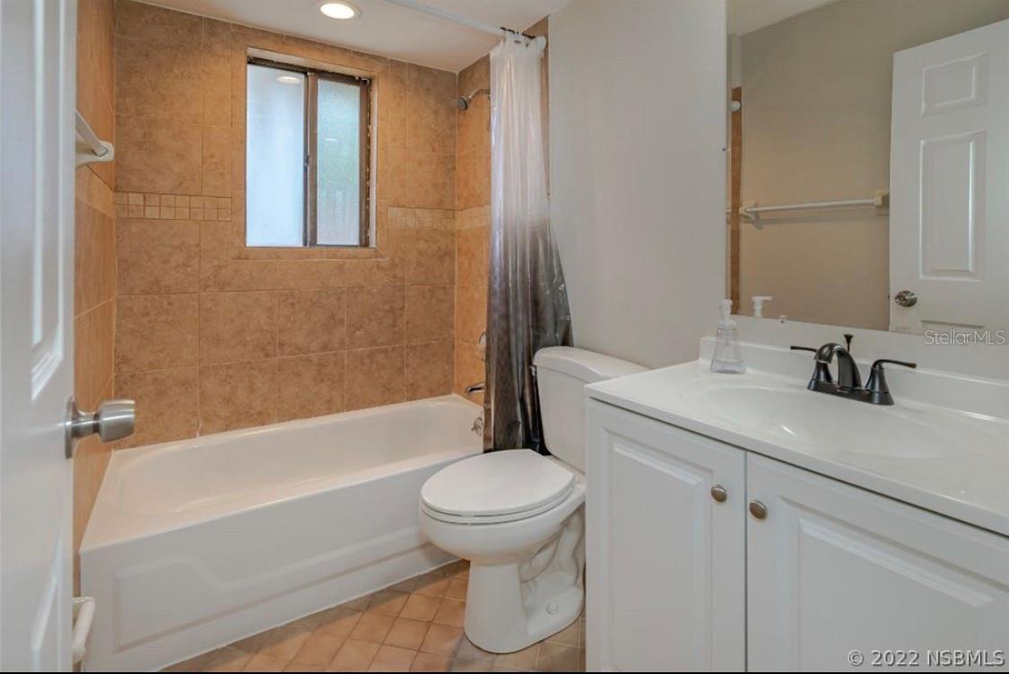 Image 15 of 28 For 1842 Evergreen Drive