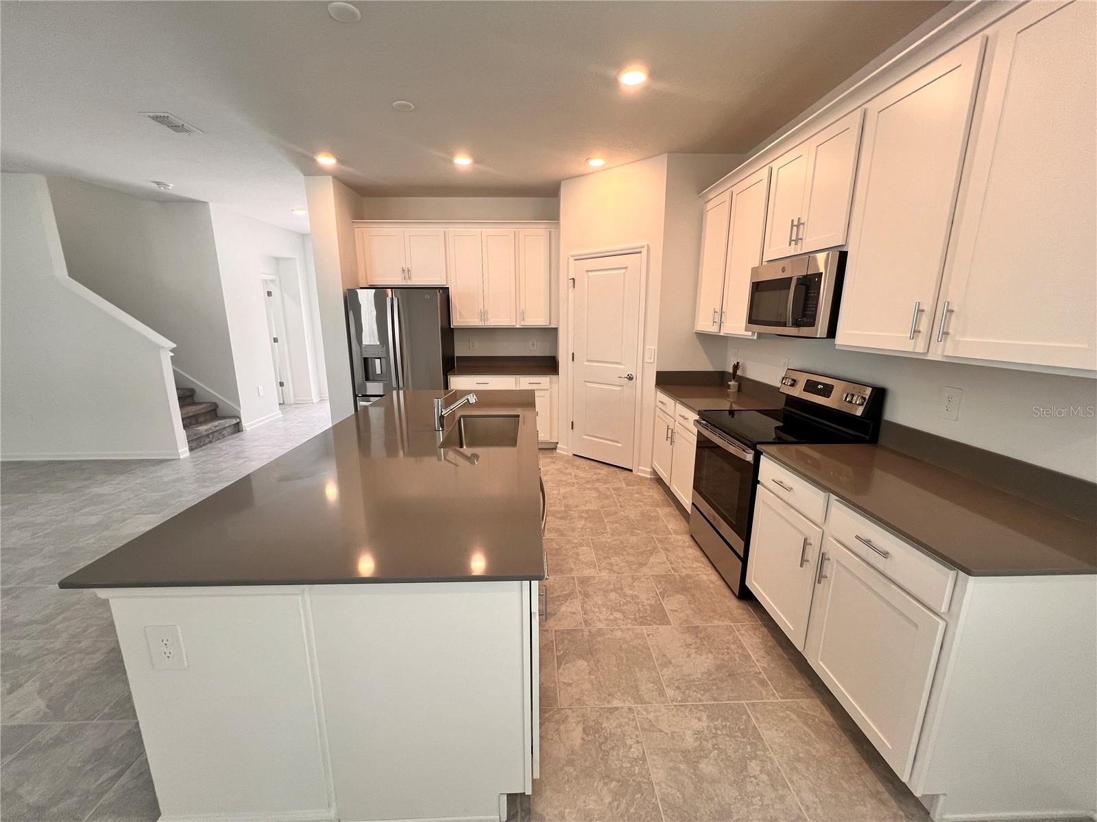 Image 13 of 36 For 6442 Pine Warbler Way