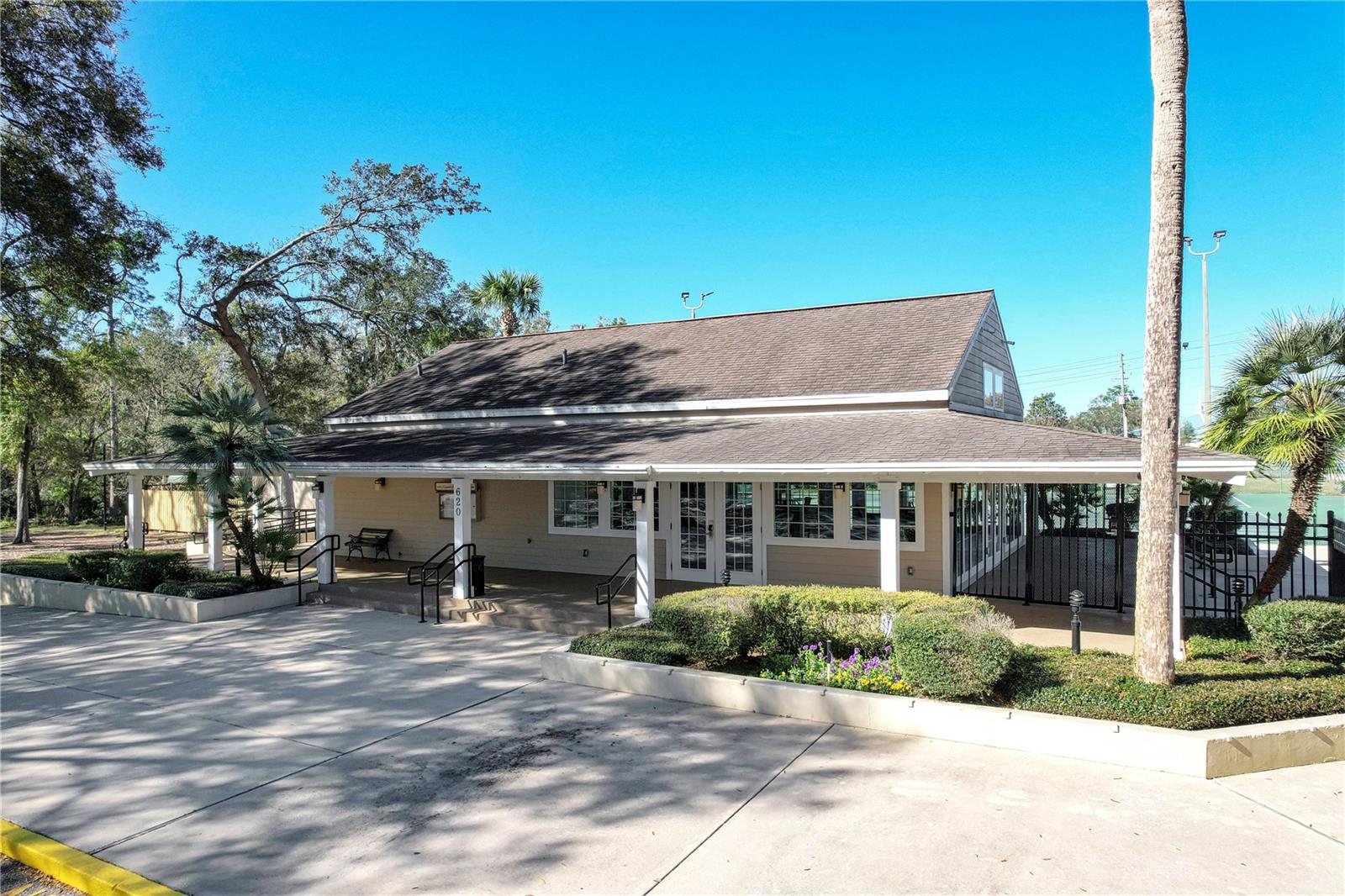 Image 39 of 42 For 1354 Dutch Elm Drive