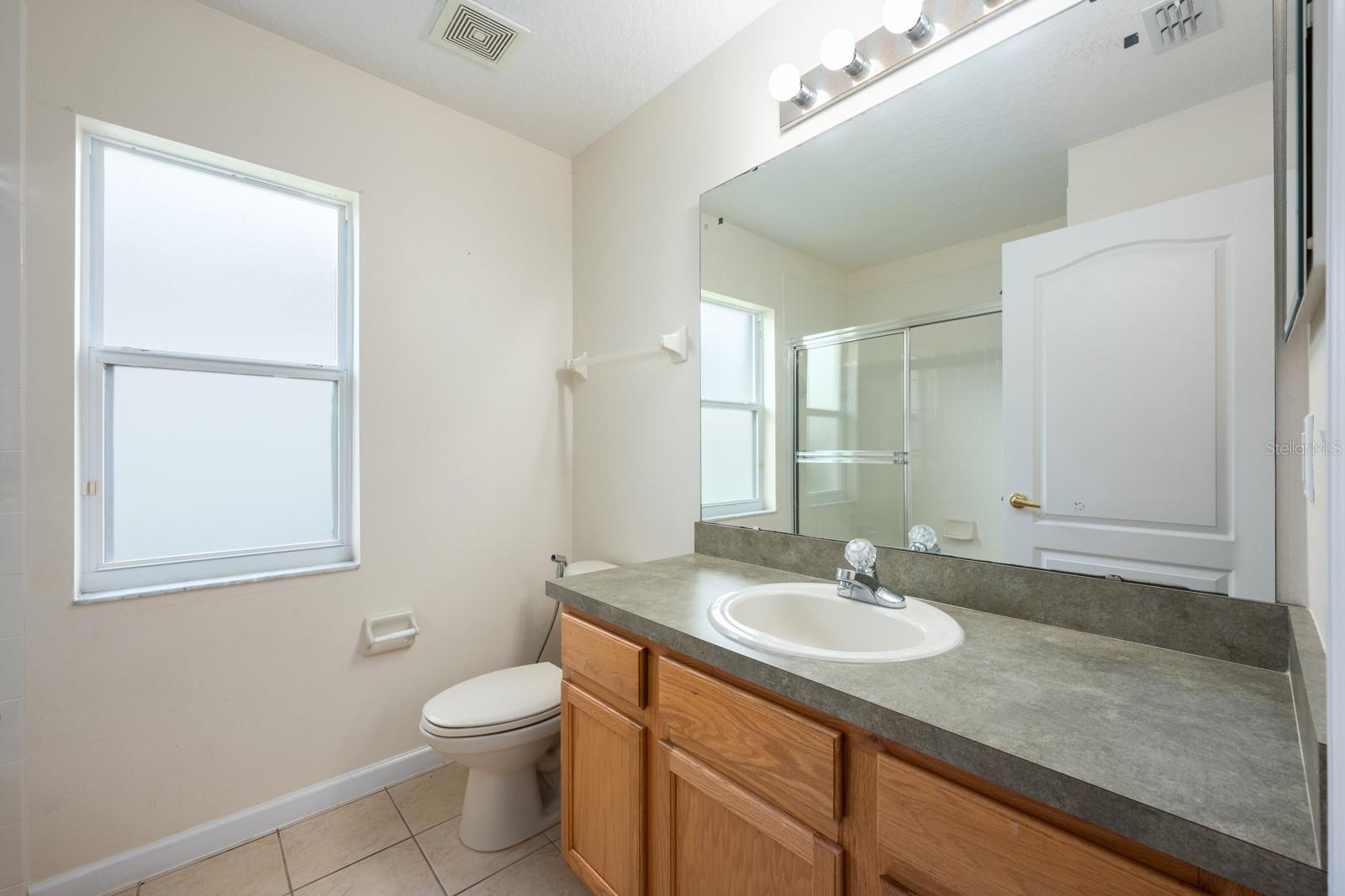 Image 16 of 30 For 15309 Markham Drive