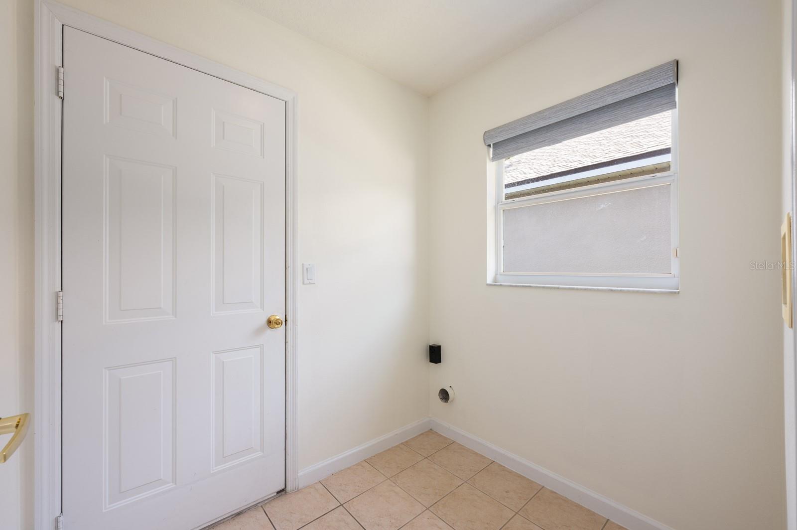Image 18 of 30 For 15309 Markham Drive