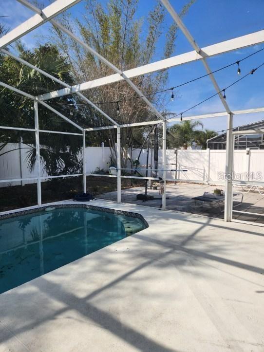 Image 20 of 21 For 2932 Paddington Way