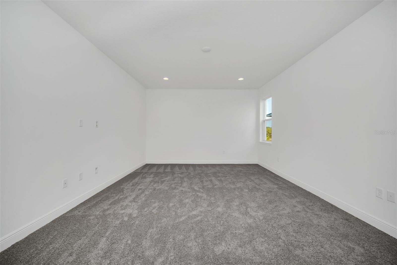 Image 20 of 55 For 4387 Renly Lane