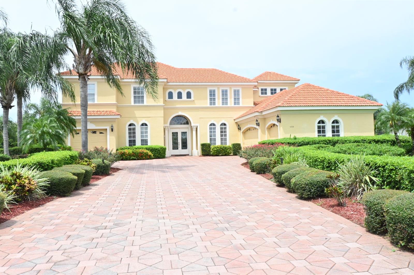 Details for 5723 Oxford Moor Boulevard, WINDERMERE, FL 34786