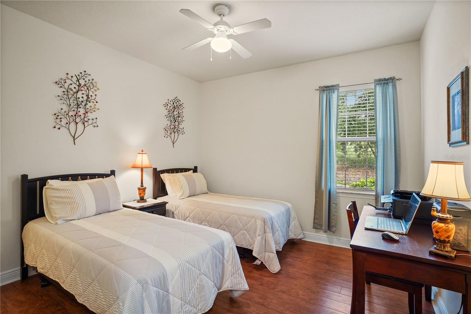 Image 19 of 47 For 1300 Eastern Pecan Place 104