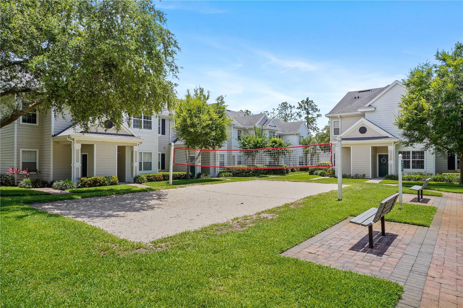 Image 43 of 47 For 1300 Eastern Pecan Place 104