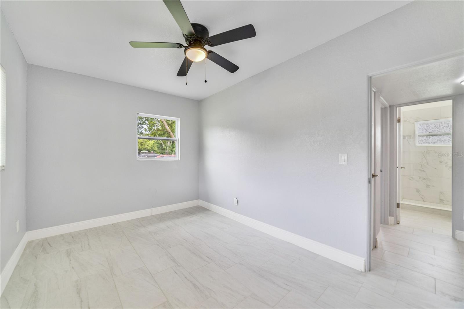 Image 17 of 25 For 147 Country Club Drive