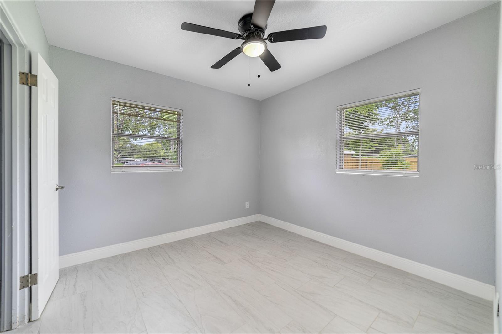Image 20 of 25 For 147 Country Club Drive