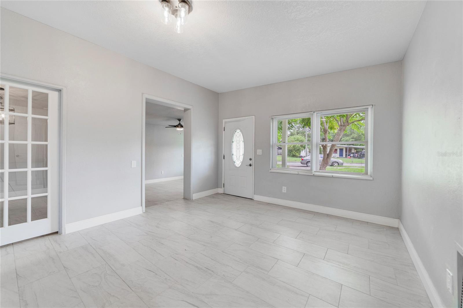 Image 7 of 25 For 147 Country Club Drive