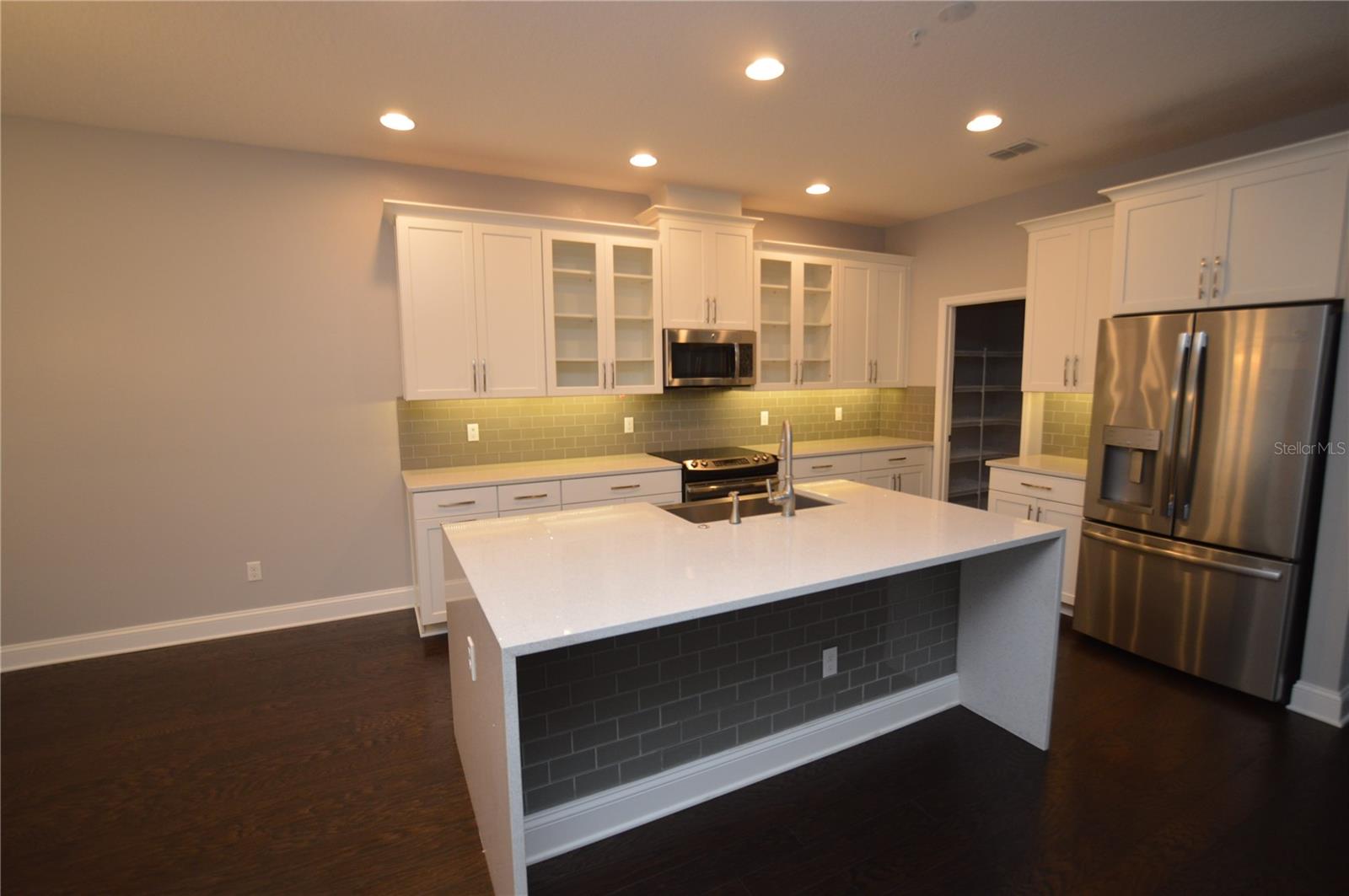 Image 3 of 13 For 15169 Sunrise Grove Court