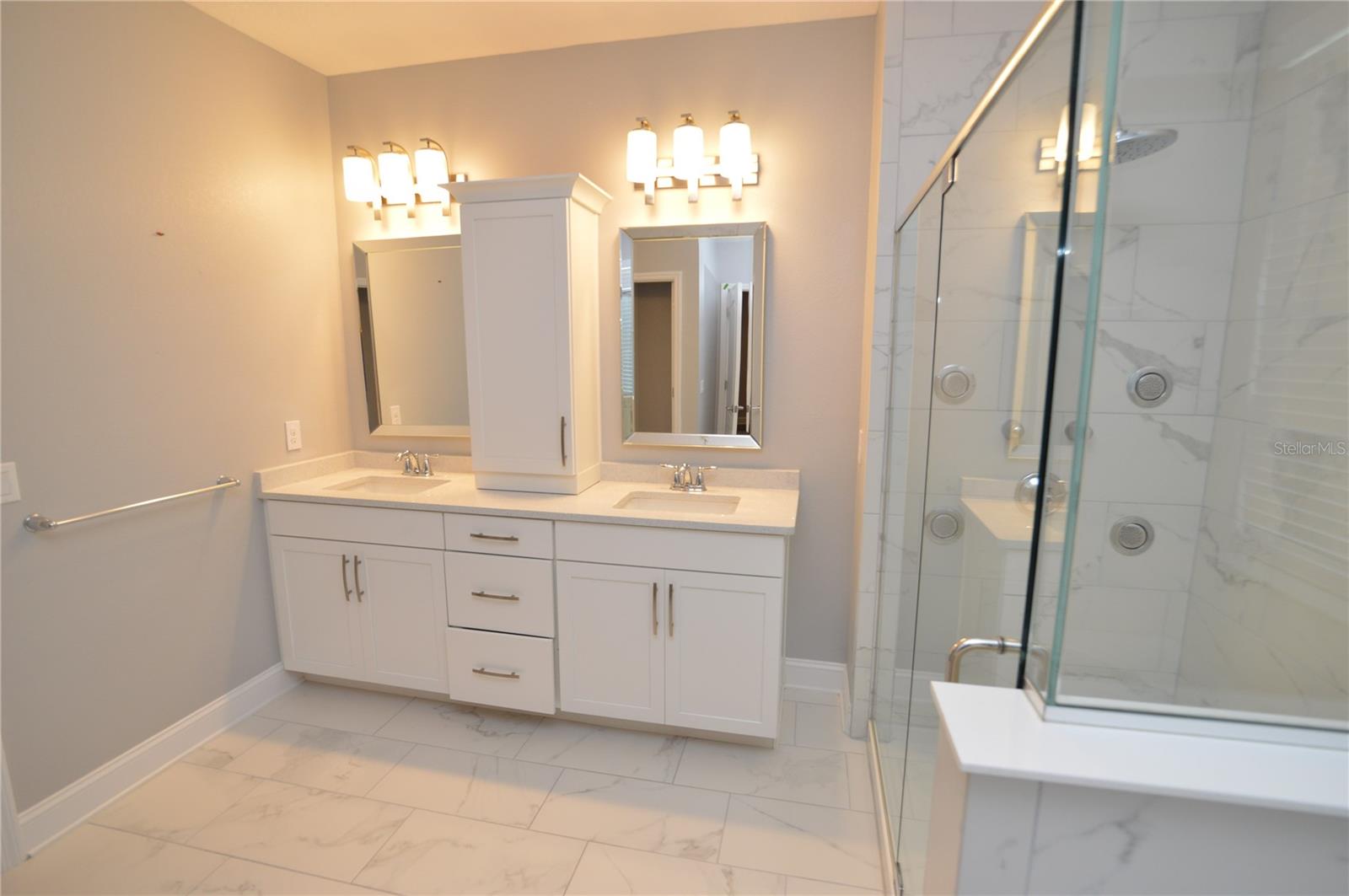Image 7 of 13 For 15169 Sunrise Grove Court